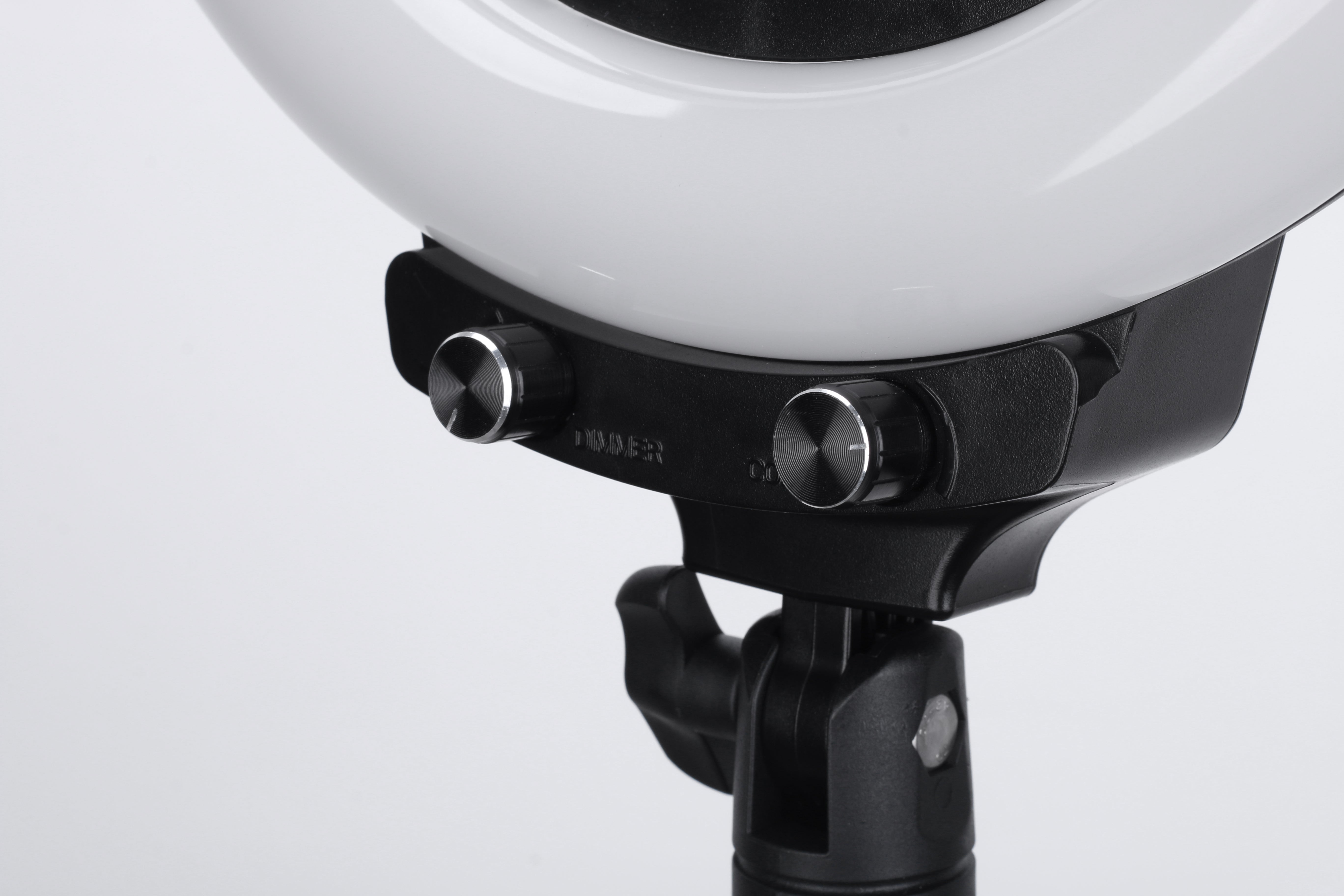 HALO Travel Pro 10” LED Ring Light Vlogging Series New | eBay